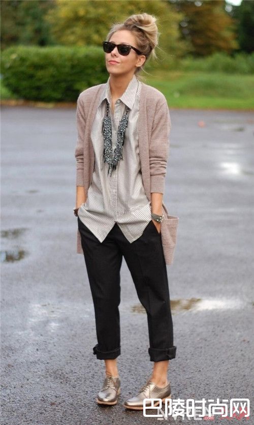 牛津鞋搭配什么时髦_春寒料峭是穿平底鞋的好时机 怎么穿时髦显高?