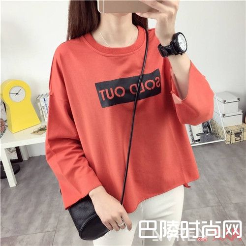 长袖T桖禁忌_惊呆了！矮个女孩千万别这样穿衣服 十大禁忌