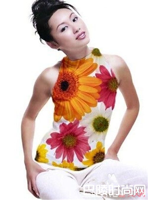 色彩太花禁忌_惊呆了！矮个女孩千万别这样穿衣服 十大禁忌