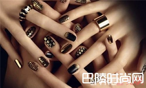 金属元素美甲简介_2017春季十大流行美甲大盘点 给指甲换新装吧!