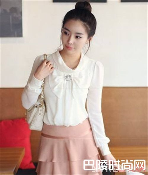 雪纺衬衫怎么保养_雪纺衬衫搭配手册 一招教你穿出御姐萝莉范