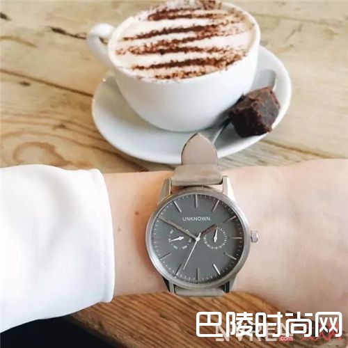 UNKONWN 手表介绍_拒绝撞表 这些“心机表”你值得拥有