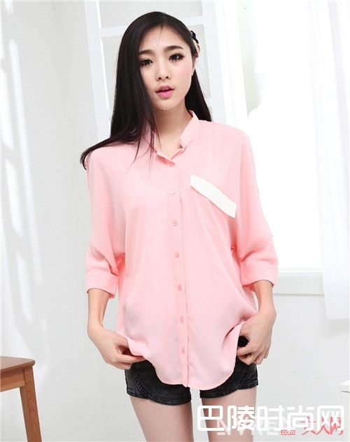 脸型身材与雪纺衬衫_雪纺衬衫搭配手册  一招教你穿出御姐萝莉范