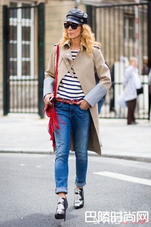 牛仔外套怎么内搭出俏皮感_三种经典内搭单品让你的春天时髦不输细节！内搭与什么搭配好？