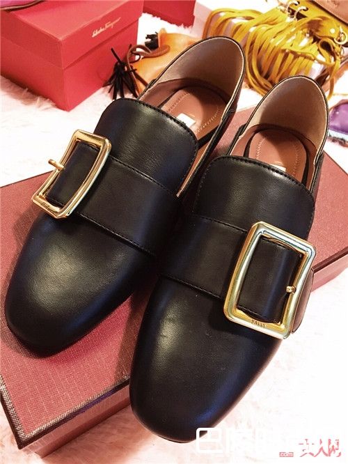 BALLY鞋子简介_2017新款高颜值平底鞋有哪些?舒适美貌你要吗