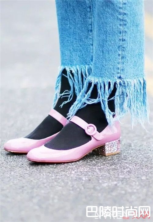 玛丽珍鞋介绍_经典款变了新模样 看看这些鞋的前世今生