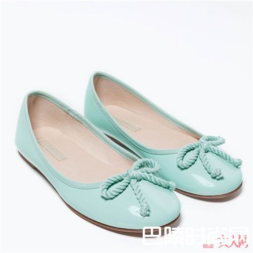 芭蕾鞋怎么样_美女们别再乱买鞋了 拥有这十款就能驾驭各个场合