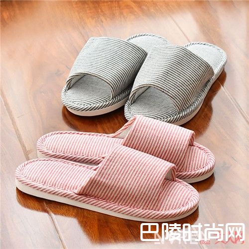 怎么挑选凉拖_夏天必备凉拖 如何挑选一双女神范的凉拖看着就够了