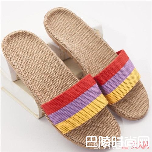 怎么挑选凉拖_夏天必备凉拖 如何挑选一双女神范的凉拖看着就够了