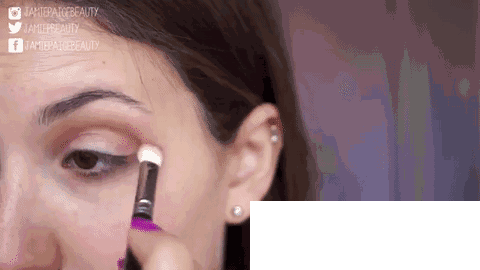 眼影刷的种类和选择_化妆刷选不对，买再多大牌化妆品都是浪费！