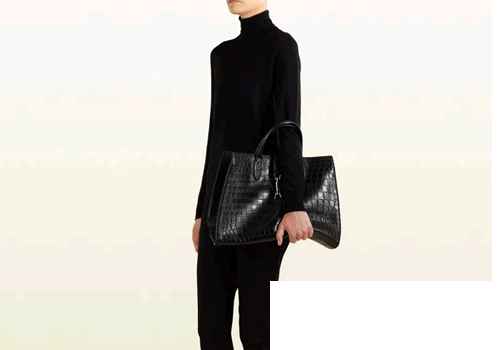 包包款式选择_一个包包一个小世界 女人该如何挑选属于自己的包