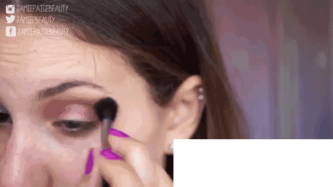 眼影刷的种类和选择_化妆刷选不对，买再多大牌化妆品都是浪费！