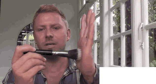 新款粉底刷_化妆刷选不对，买再多大牌化妆品都是浪费！