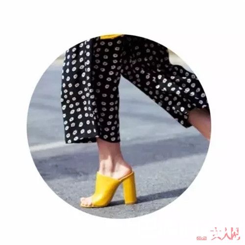 穆勒鞋的前世_经典款变了新模样 看看这些鞋的前世今生