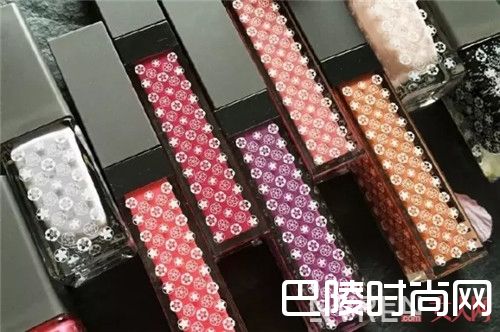 樱花唇颊套装_14款樱花系美物 狠狠击中你的少女心!