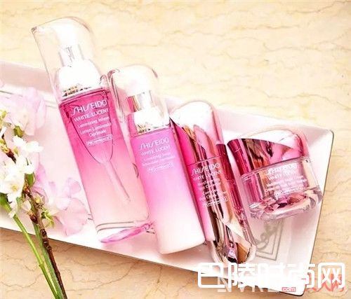 樱花美白系列_14款樱花系美物 狠狠击中你的少女心!