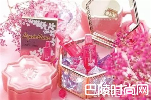 樱花套组与眼药水_14款樱花系美物 狠狠击中你的少女心!