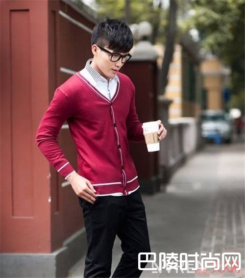 身材如何搭配才好看_有个直男癌的男朋友该如何拯救他的春季 改变一下你的男朋友