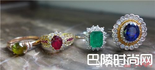 玫瑰金戒指搭配上有什么规范吗_指尖新风潮：13种戒指怎么混搭好看？