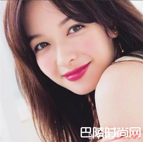 森绘梨佳是谁呢？_森绘梨佳告诉你 那些闭着眼买都不会错的唇膏！