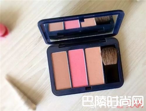 雅诗兰黛腮红盘推荐_你有一份美妆购买地图等待查收之北美洲篇