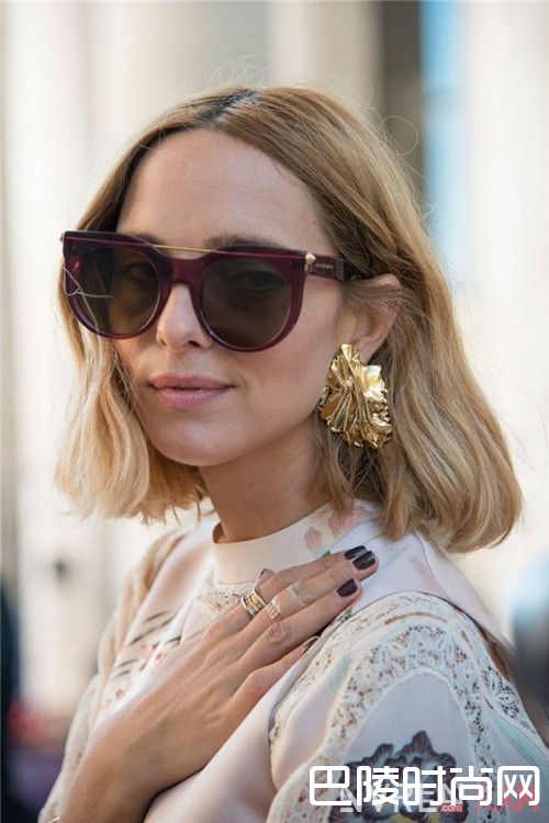 WOB发型搭配什么耳环衬托肤色_最时髦的Wob头 需要哪一款耳环来瘦脸？