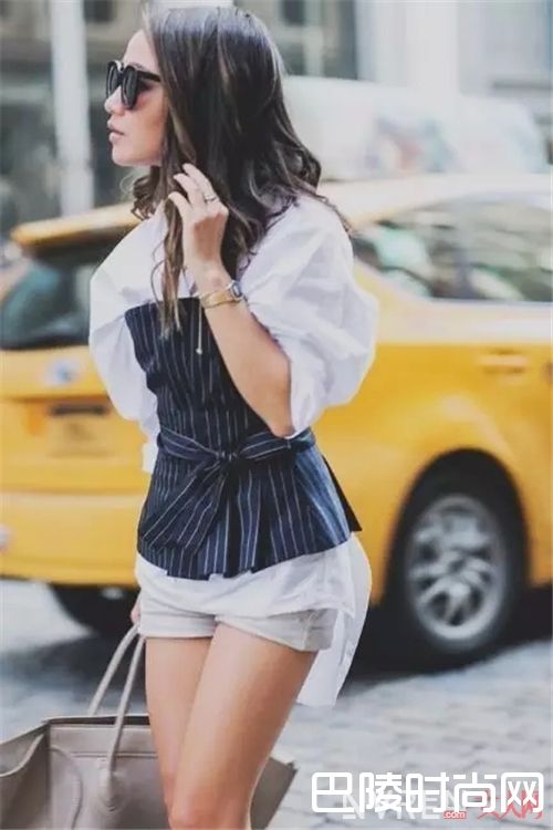 衬衫+Corset的穿法_衬衫的花式穿搭法 就是要不正经的穿衣!
