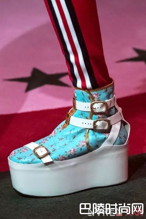 厚底鞋_春夏美鞋怎么买，这可是今年夏天最齐全的美鞋指南
