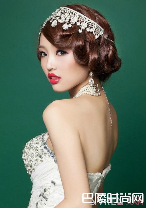 简约新娘短发型如何造型_短发新娘发型如何弄? 绝对让你倾国倾城