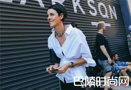 衬衫+腰封的穿法_衬衫的花式穿搭法 就是要不正经的穿衣!