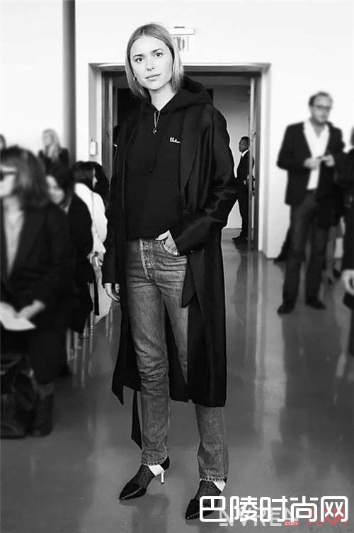 连帽卫衣搭配什么外套出街必杀技_连帽卫衣怎么搭配外套？6种方式教你潮范显现