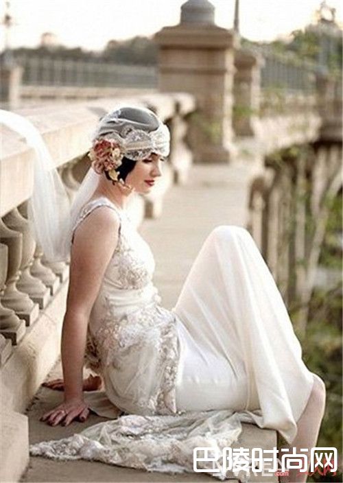 短发新娘发型怎么营造蓬松感