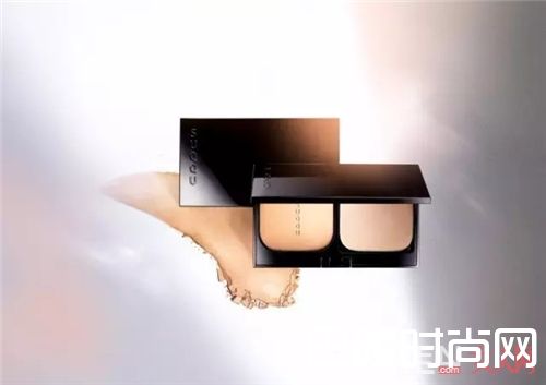 SUQQU晶采光感粉饼_别只记得MAC 也许你更是适合这些小可爱品牌