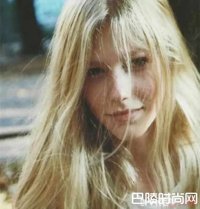 热水会使染发褪色_头发剪得越勤，长得越快？你不知道的12个美发真相！