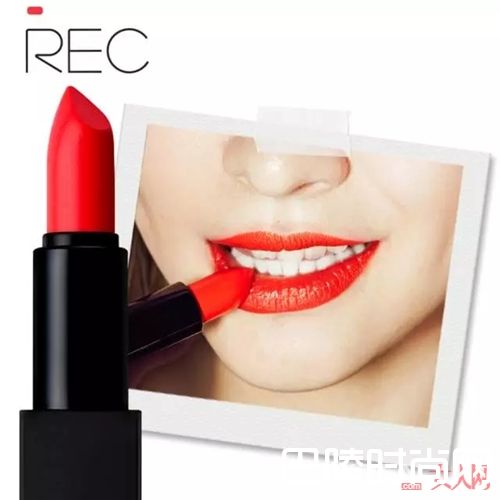 大品牌跨界_时装品牌还不够 MO&Co.也开始跨界卖彩妆啦!