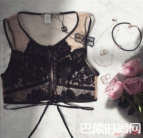 For Love&Lemons内衣品牌有什么特点_小胸内衣怎么选择?7个专属小胸妹纸的内衣品牌你知道不？