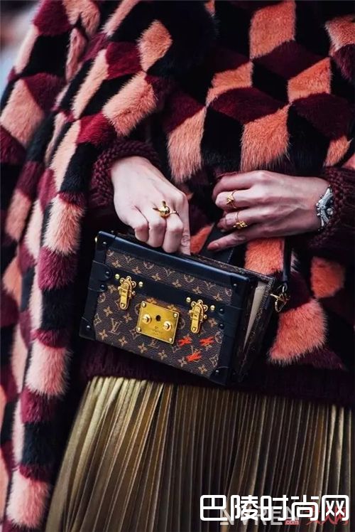 Louis Vuitton手袋推荐_这几个新包听说可以时髦50年！你信吗？