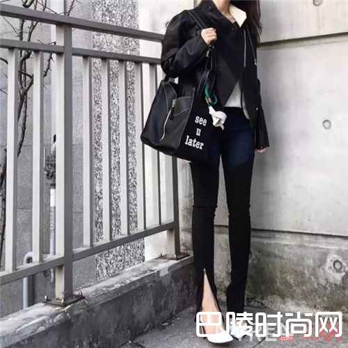 LOEWE包包推荐_这几个新包听说可以时髦50年！你信吗？