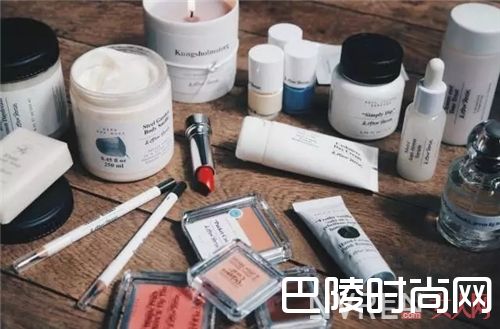 & Other Stories简介_时装品牌还不够 MO&Co.也开始卖彩妆啦！