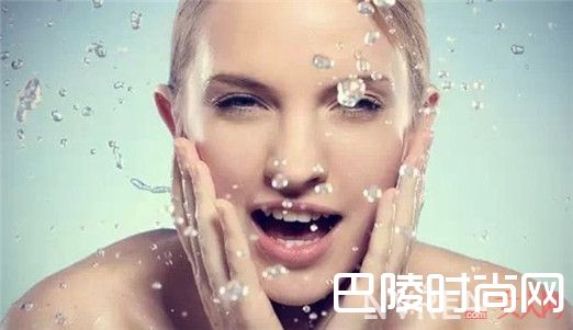 干性皮肤的原因和特征_干性皮肤怎么保养 滋养干性皮肤的食物介绍