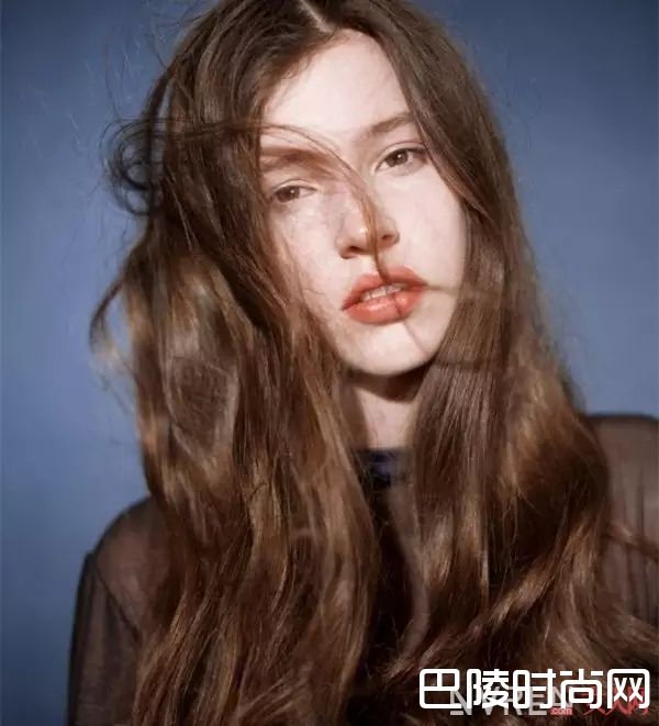 热水会使染发褪色_头发剪得越勤，长得越快？你不知道的12个美发真相！