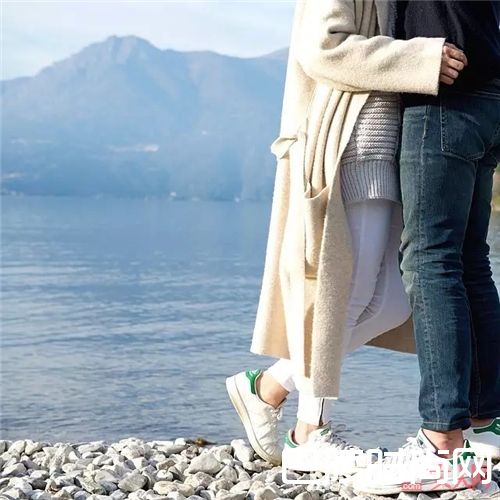 花式恩爱秀不完_想要一个美美的旅行 少不了这些单品相伴