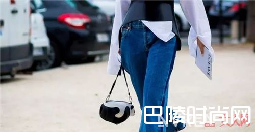 动物包介绍_Loewe家的包包推荐！款式那么多总有适合你的