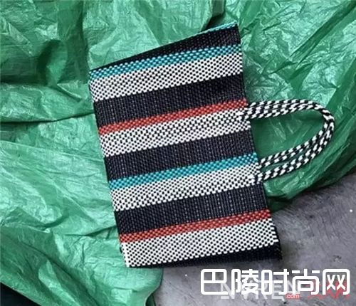 Truss包包推荐_价格1500元以内 这些轻奢包你入手了吗？