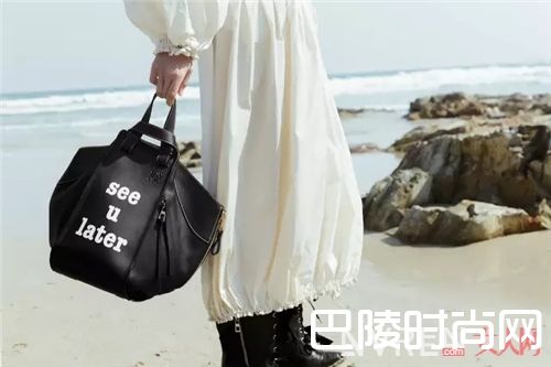 Hammock Bag_Loewe家的包包推荐!款式那么多总有适合你的