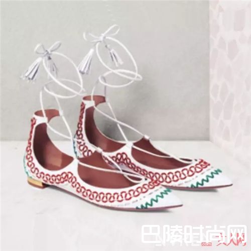鞋子单品推荐_想要一个美美的旅行 少不了这些单品相伴