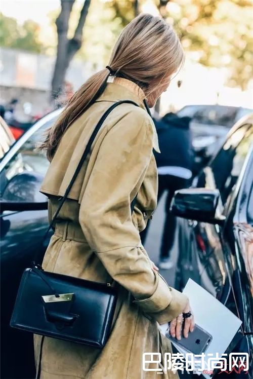 Barcelona_Loewe家的包包推荐！款式那么多总有适合你的