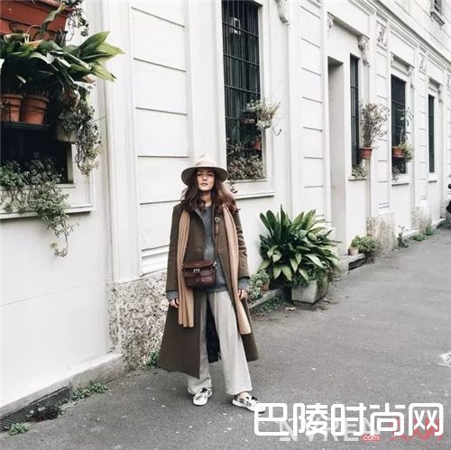 要有一双会抢镜的鞋_想要一个美美的旅行 少不了这些单品相伴