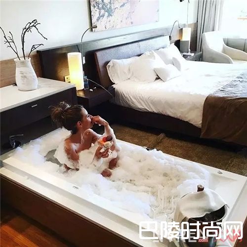 保持美颜最重要_想要一个美美的旅行 少不了这些单品相伴