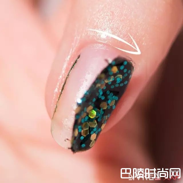 指甲底油_在家涂指甲老失败？是你没学会这 3 步